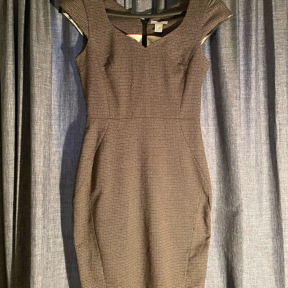 H&M Elegant Gray/ Black/ Tan Cap Sleeve Dress ( Sz 6)